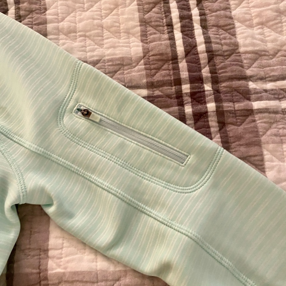 Athleta workout jacket - image 6